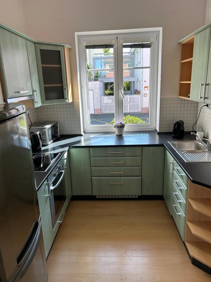 Apartmany U Kubiku ฮราเดตสคราโลเว ภายนอก รูปภาพ